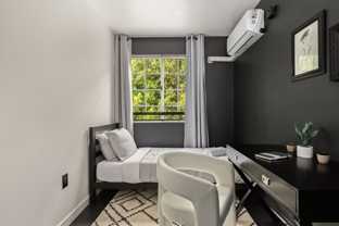 10777 10777 Ashton 202 - Single #7 - Photo 1 of 1