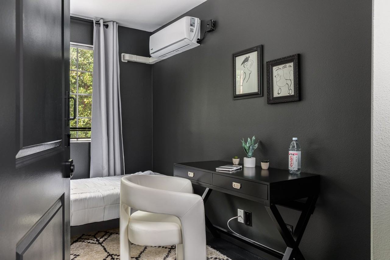 10777 10777 Ashton 202 - Single #7 - Photo 2 of 11