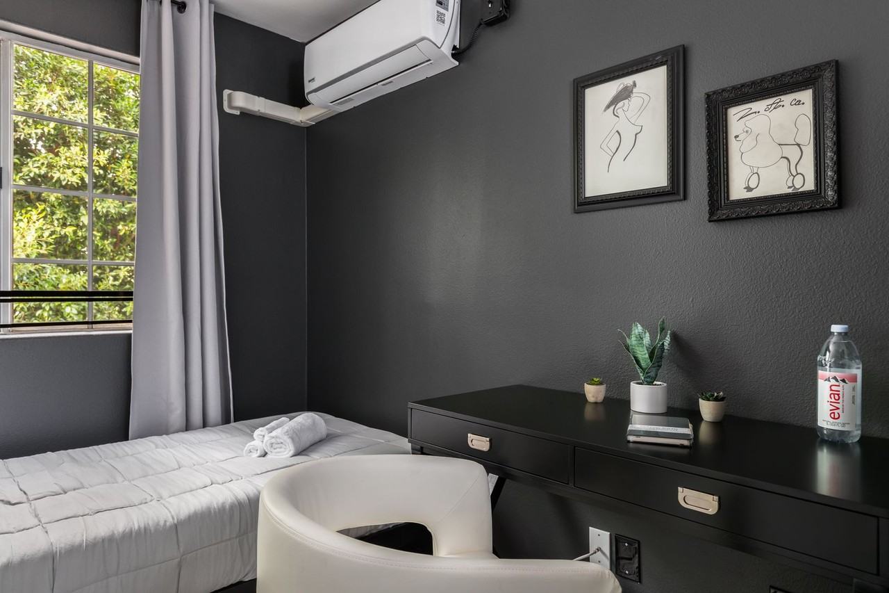 10777 10777 Ashton 202 - Single #7 - Photo 3 of 11