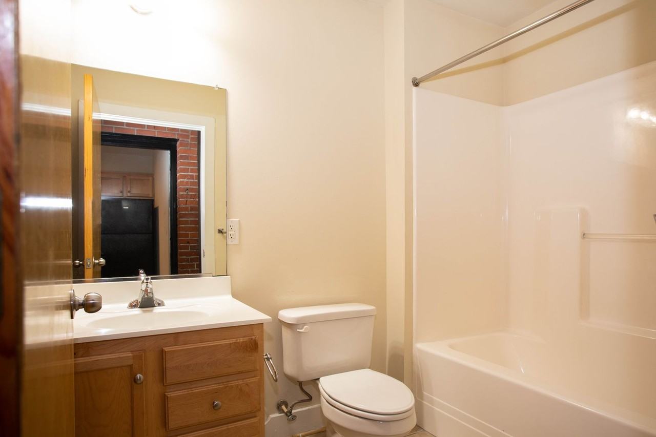 Cornish Brewery Apartment Homes - Photo 7 of 7