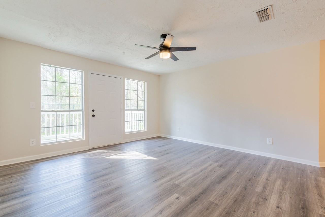 3601 Shepherds Path - Photo 2 of 24