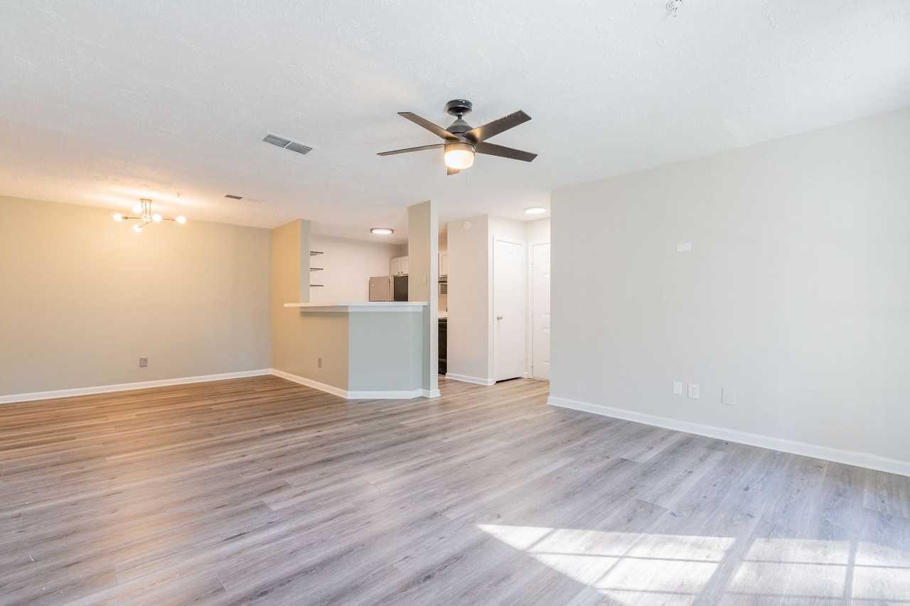 3601 Shepherds Path - Photo 3 of 24