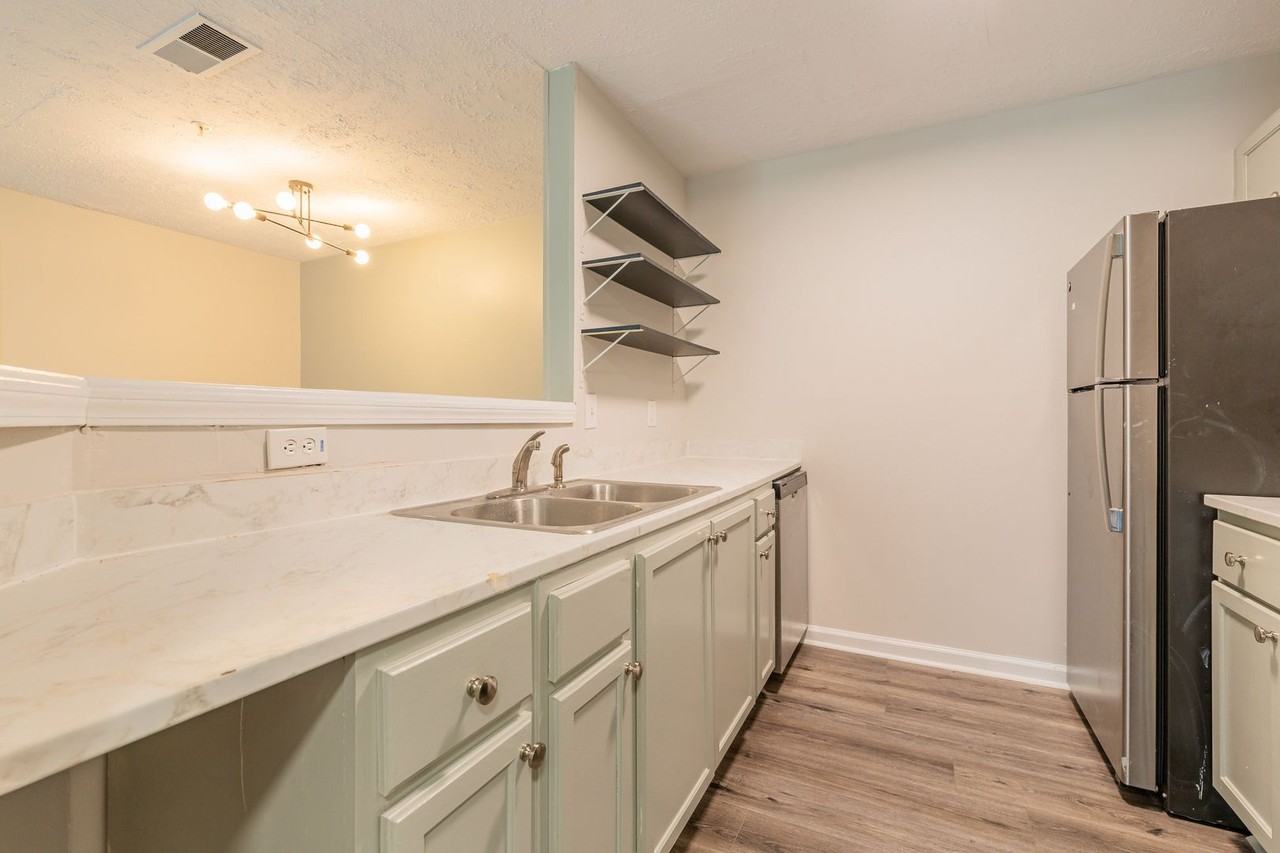3601 Shepherds Path - Photo 7 of 24