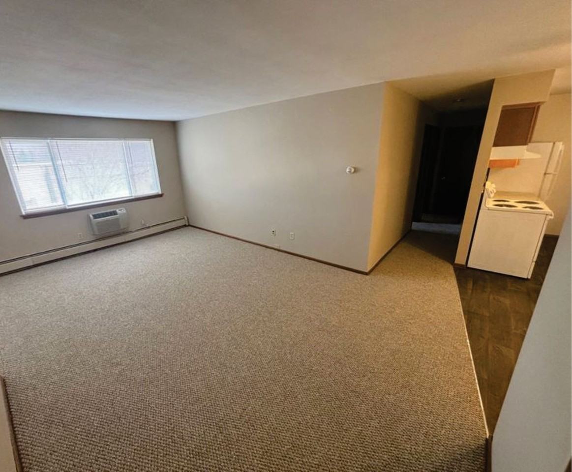 Whitman Park Apartments - Photo 5 of 9