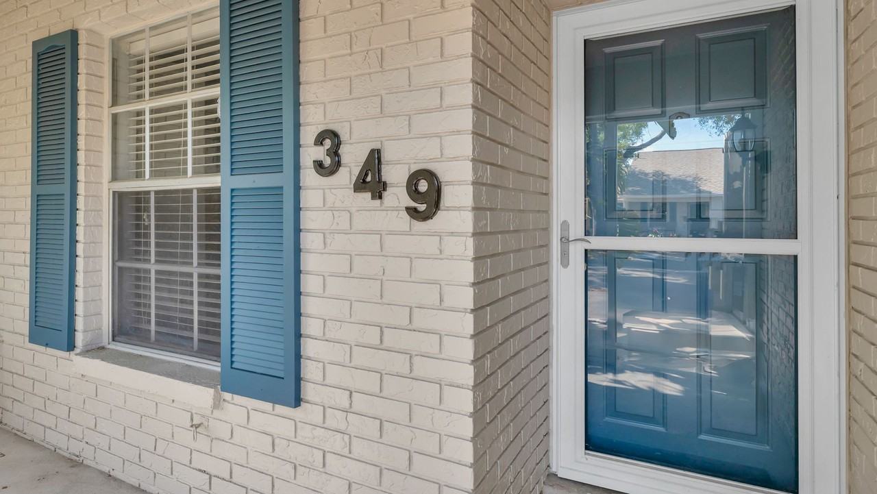 349 Plymouth St - Photo 3 of 28