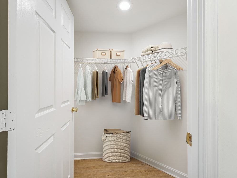 Avalon Courthouse Place - Photo 5 of 39