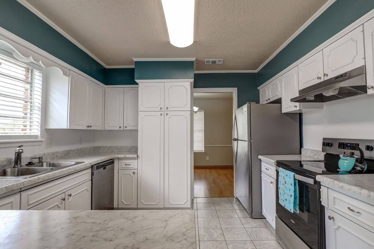 1717 S Park Rd - Photo 5 of 17