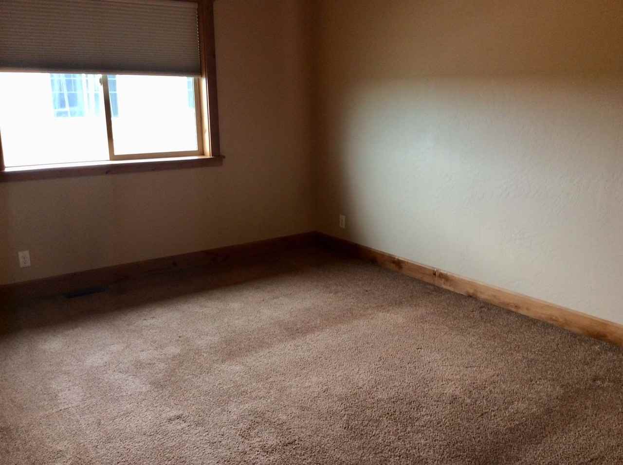 387 Central Ave - Photo 7 of 11