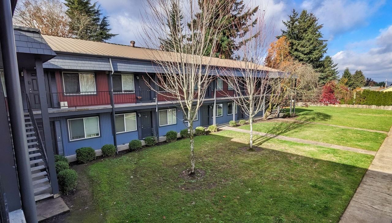 Cully Park Apartments - Photo 2 of 22