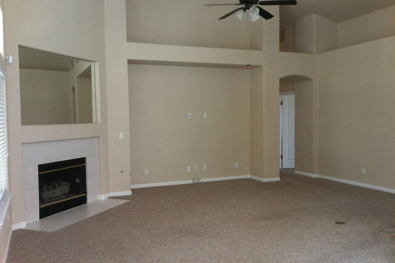 1720 E Granada Ave - Photo 7 of 21