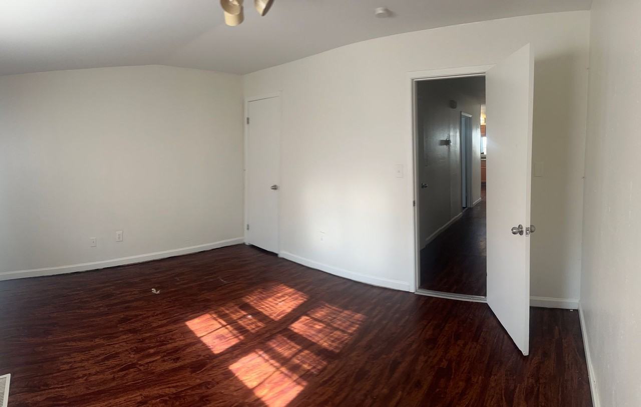 6108 Alaska Ave - Photo 6 of 12