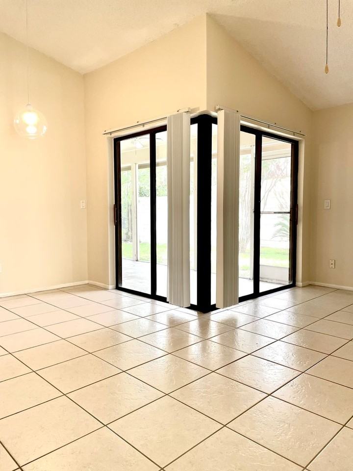 11451 Darlington Dr - Photo 6 of 21