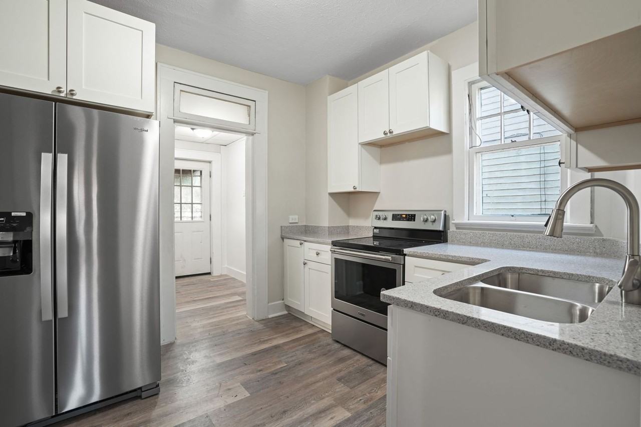 78 Linden Ave - Photo 2 of 31