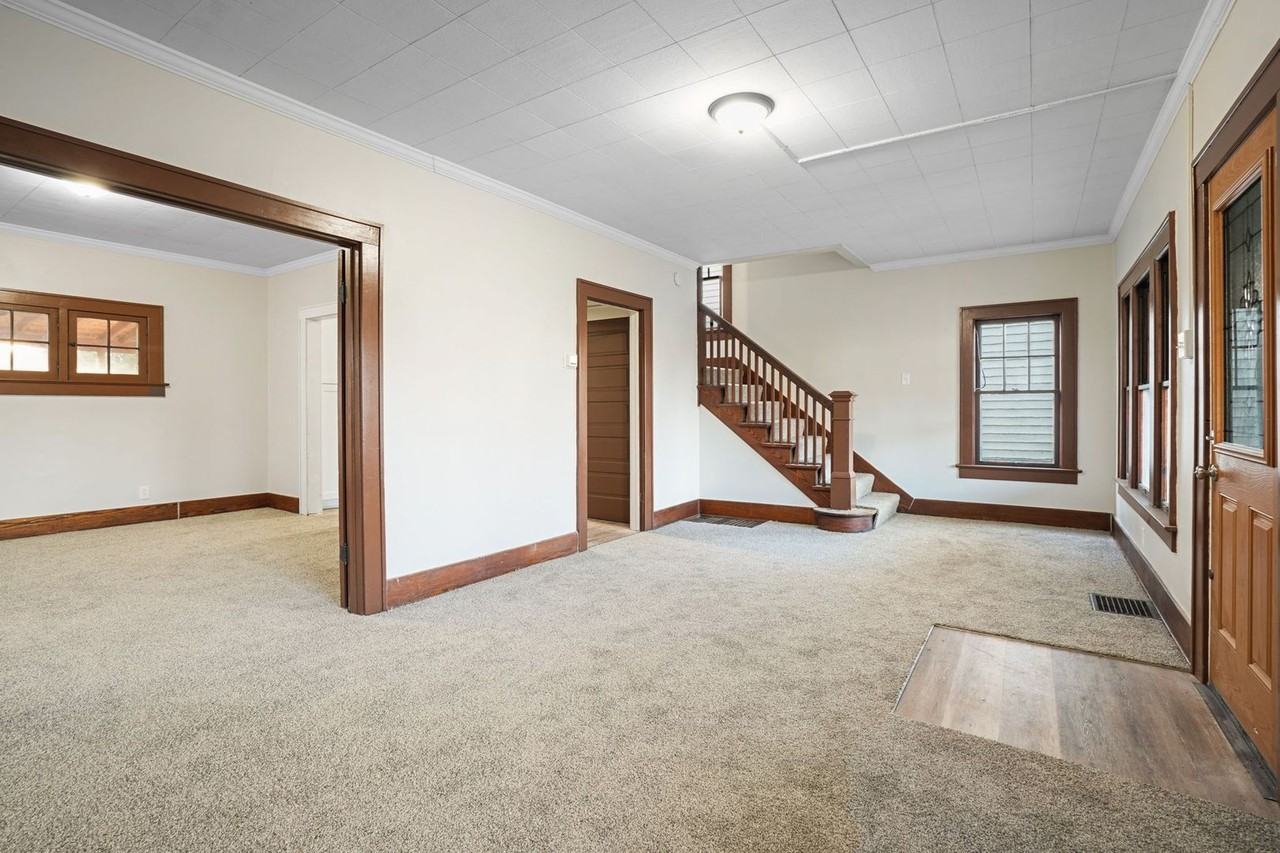 78 Linden Ave - Photo 4 of 31