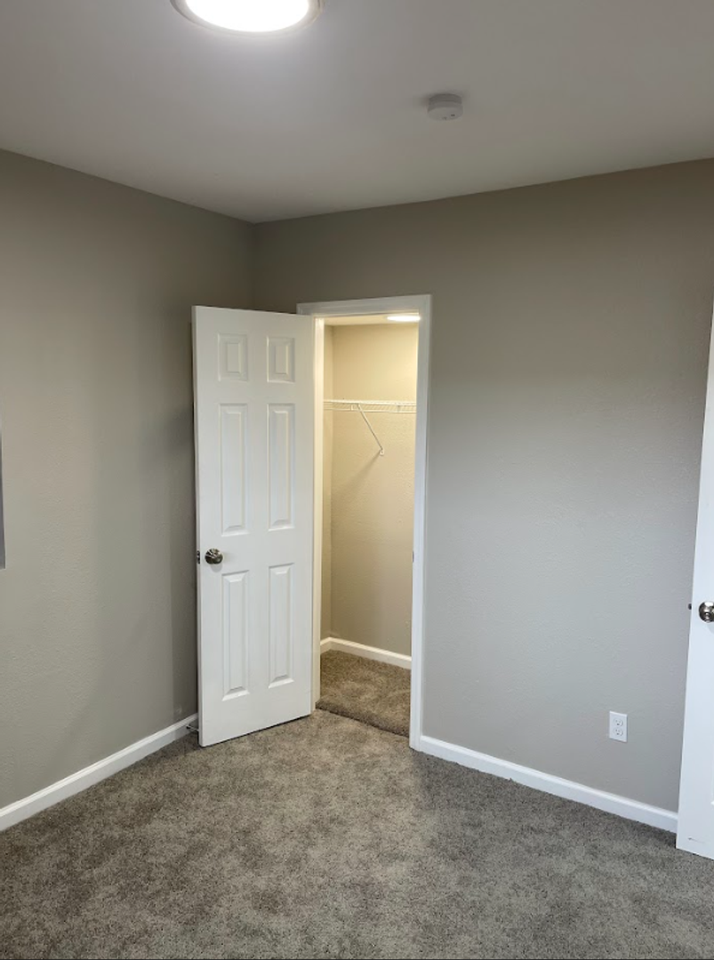 13584 Garden Way - Photo 7 of 21