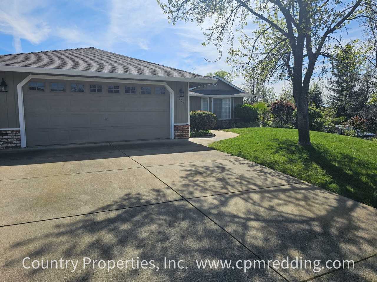 2907 Snow Fire Ct - Photo 3 of 31