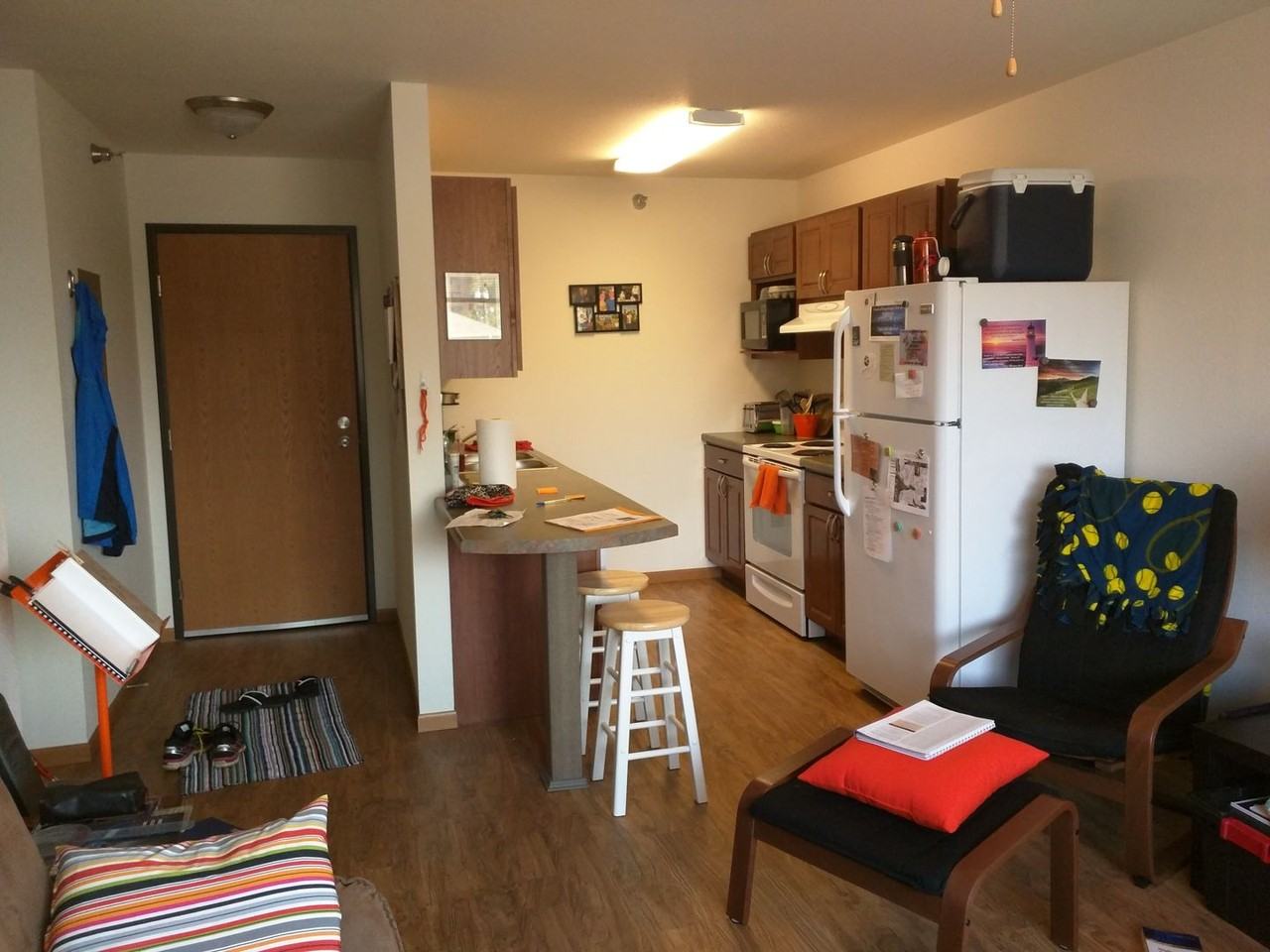 1225 Vine St - Photo 3 of 31