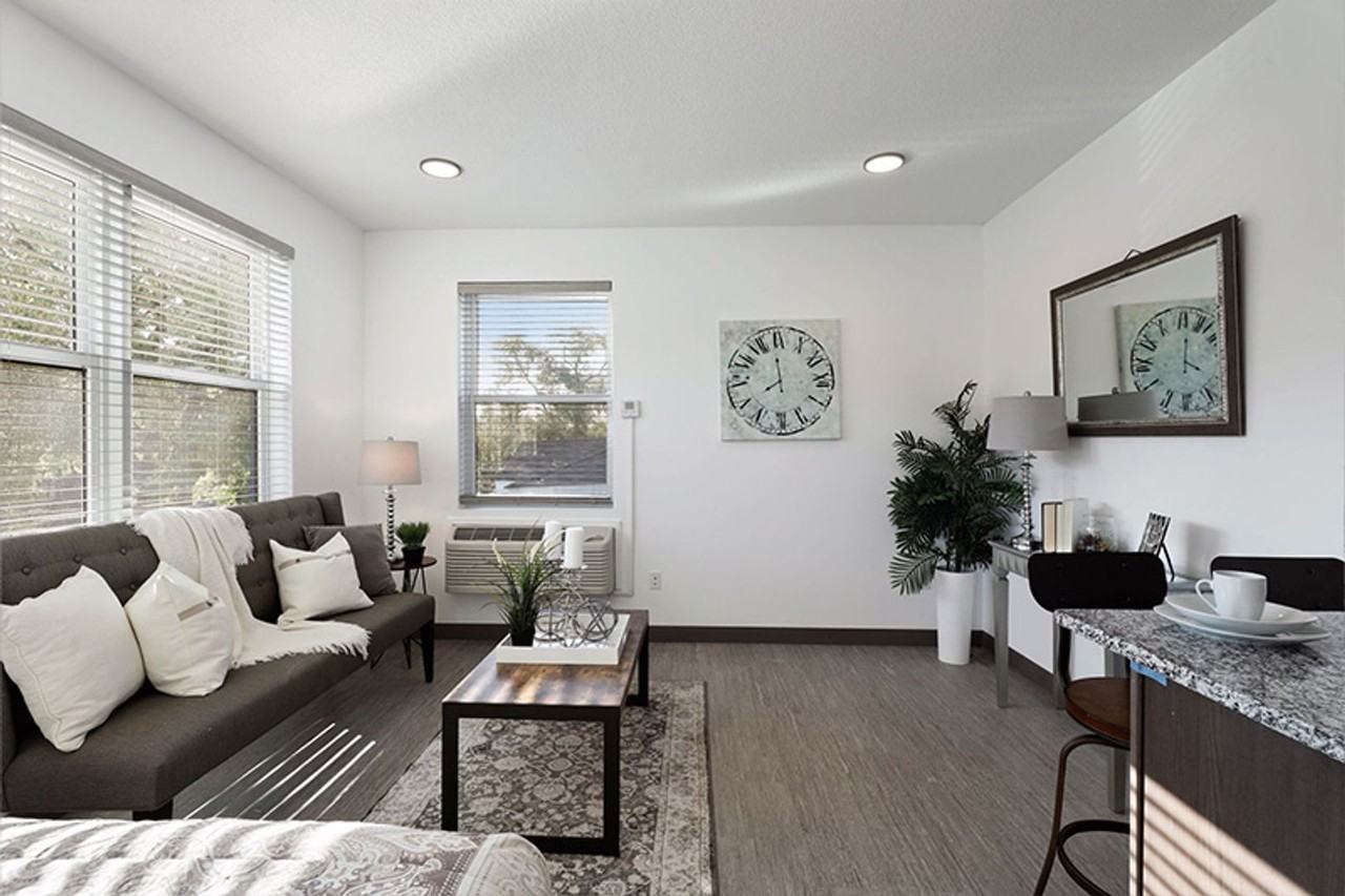 2810 Park Ave - Photo 3 of 50