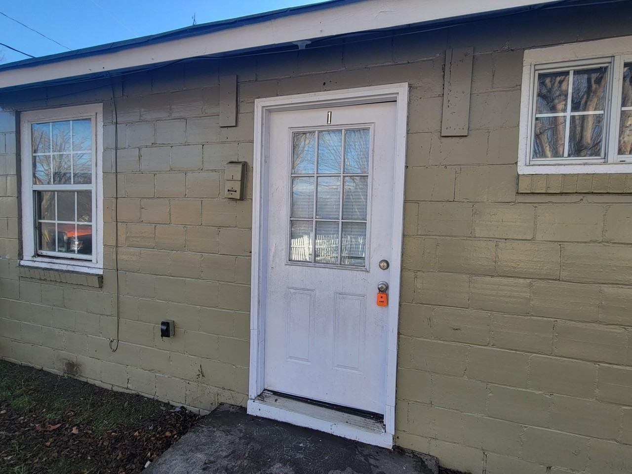 455 Pursley Street - Photo 5 of 21