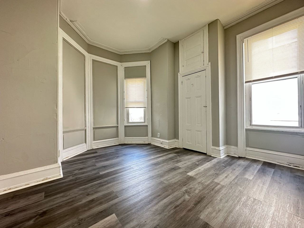 1526 N 18th St #2R - Photo 6 of 6