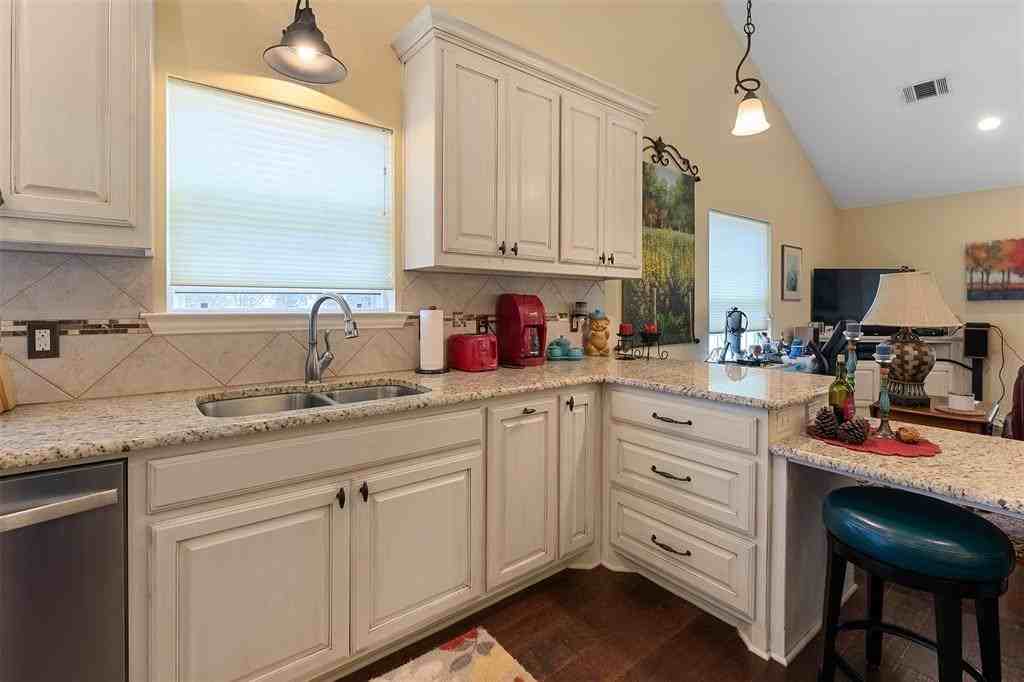 5270 Saddle Ridge Ct #NA - Photo 3 of 12