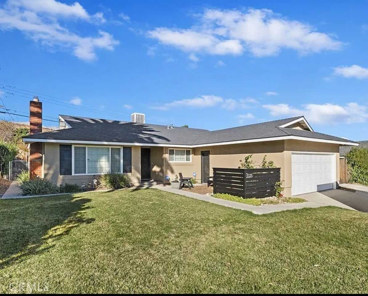 1035 W Hoffer St #NA - Photo 2 of 21