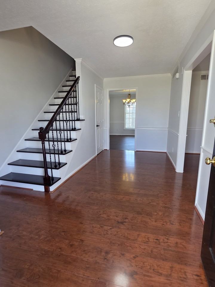 736 Lori Ln #NA - Photo 2 of 38