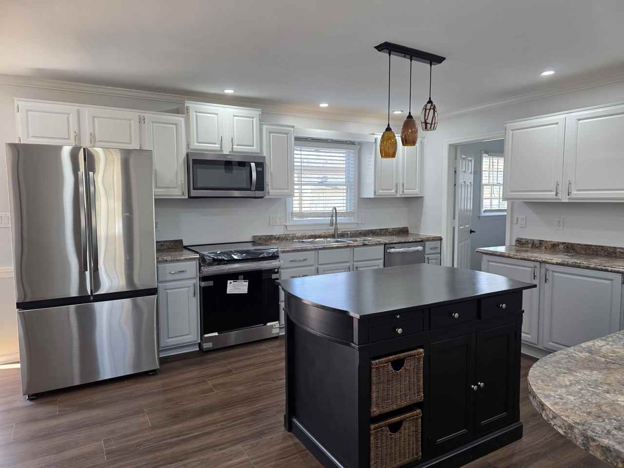 736 Lori Ln #NA - Photo 5 of 38