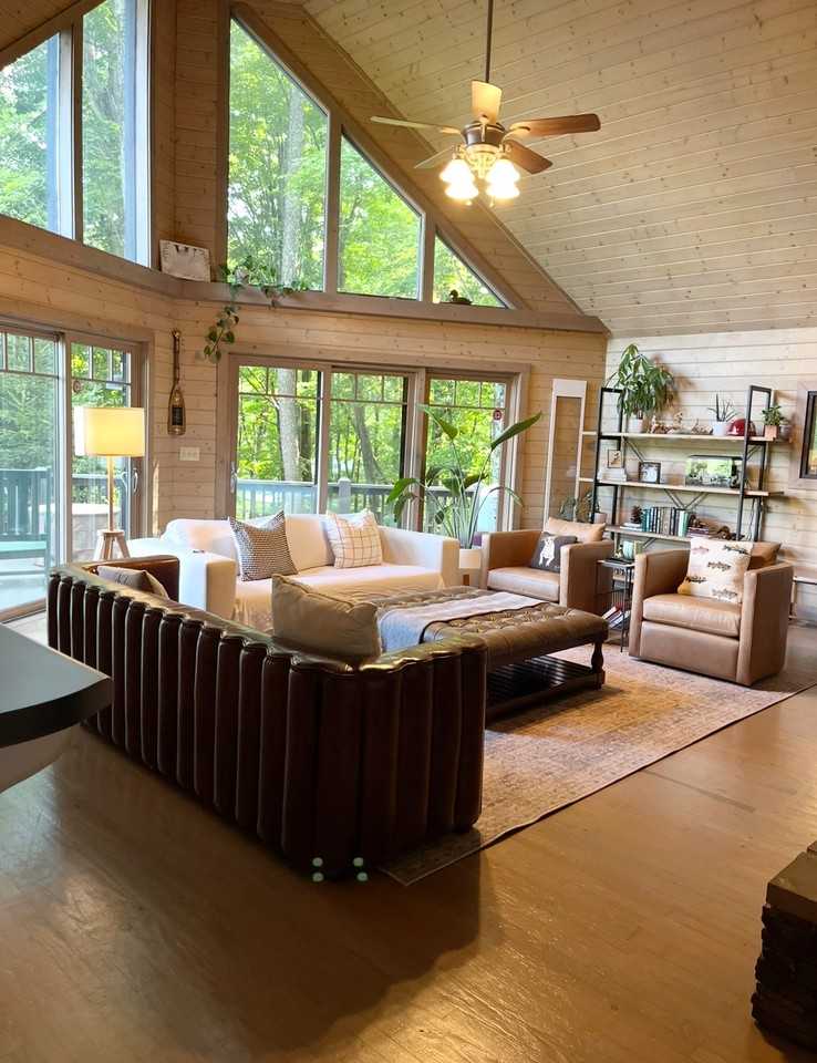 1416 Indian Lake Dr #NA - Photo 2 of 2