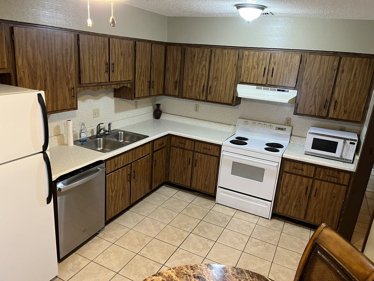 510 Decatur Ave #B - Photo 3 of 11