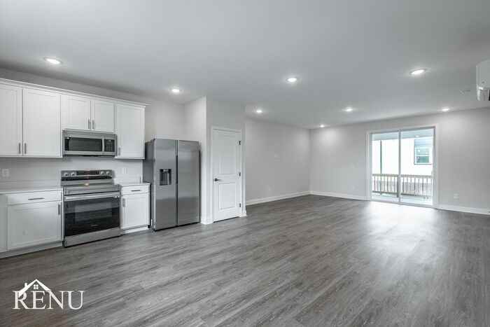 5713 Sofias Cir - Photo 3 of 25