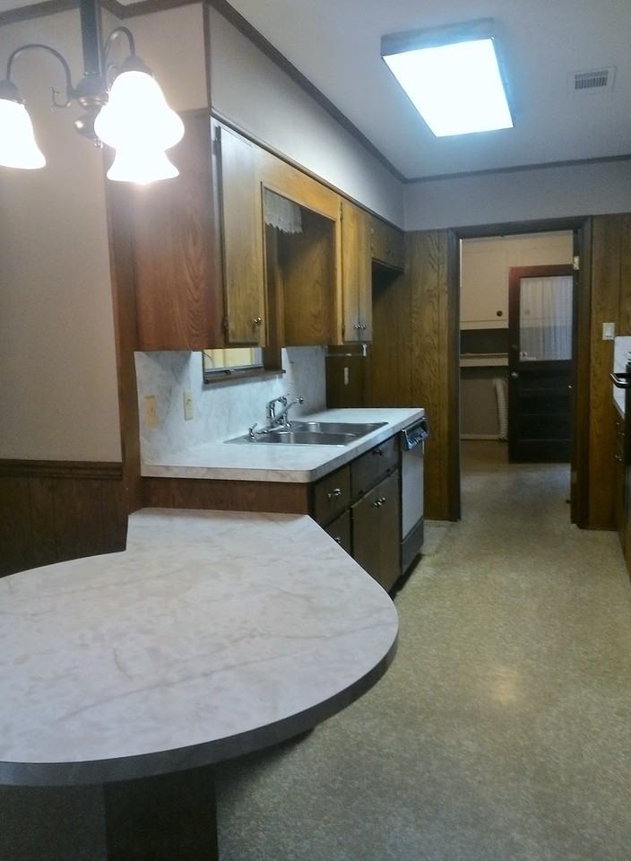 1940 Dublin Dr - Photo 3 of 12