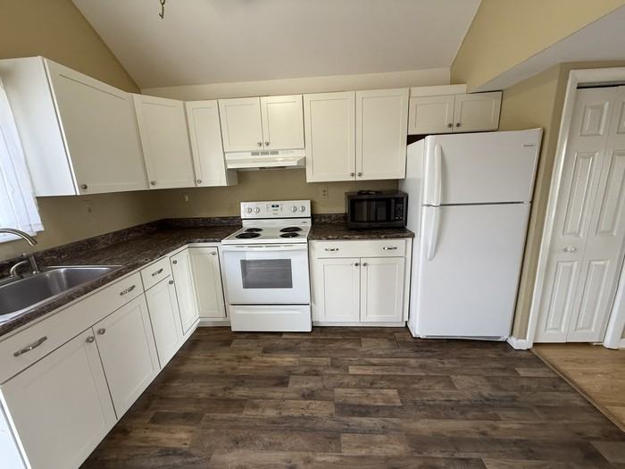 4060 Ridge Rd - Photo 2 of 12