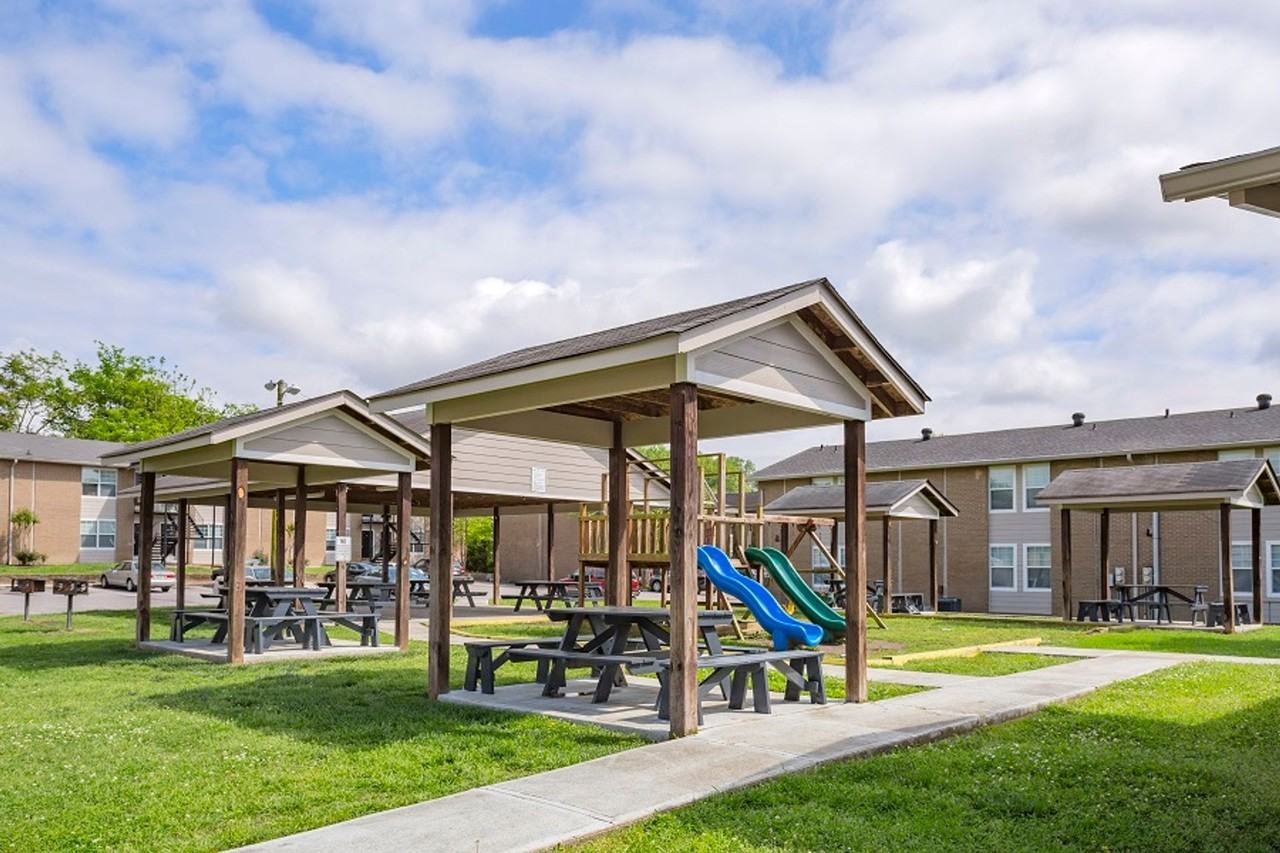 Maple Creek Apartments - Photo 2 of 23