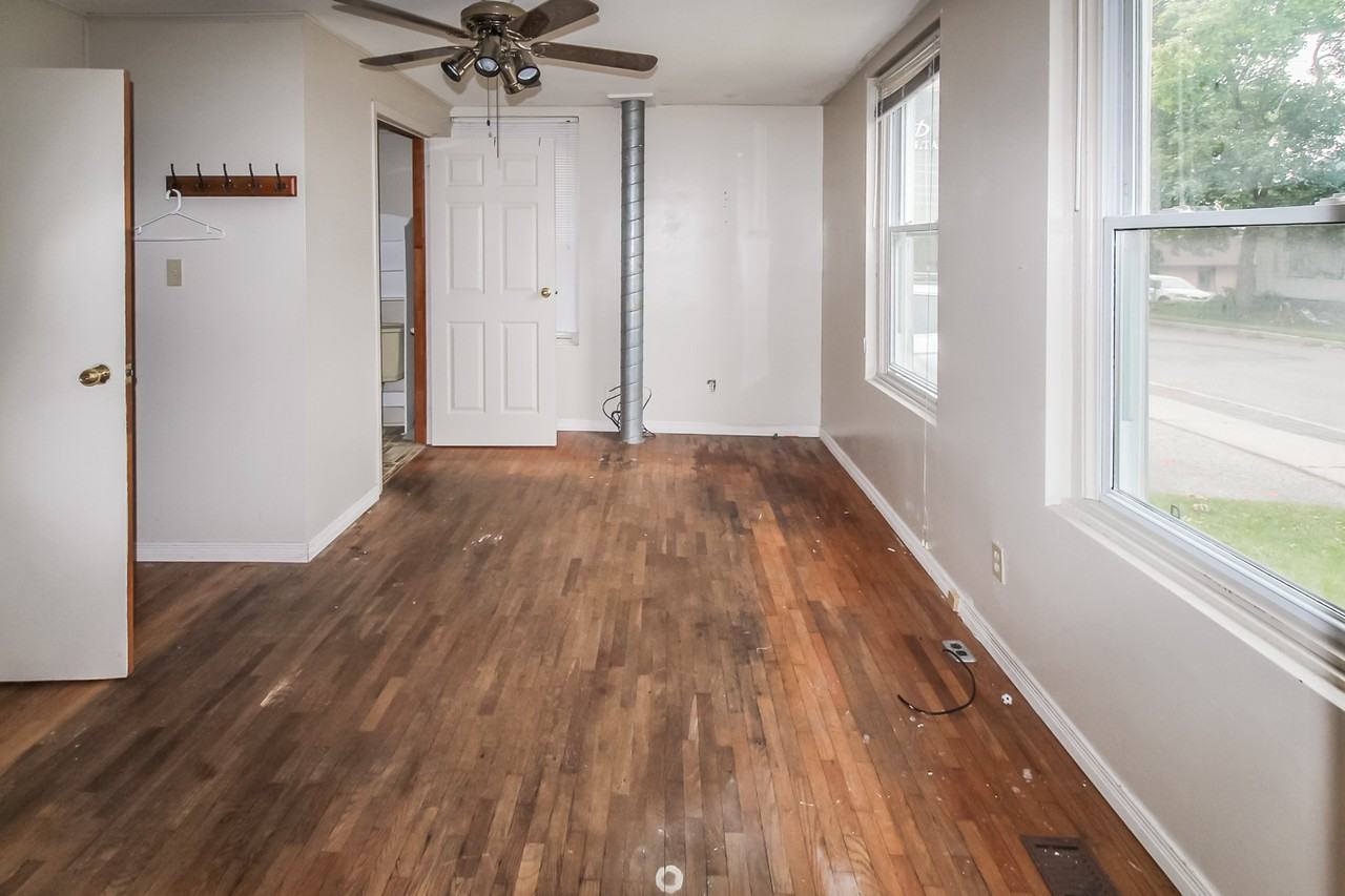 13 Menno St #1 - Photo 7 of 23