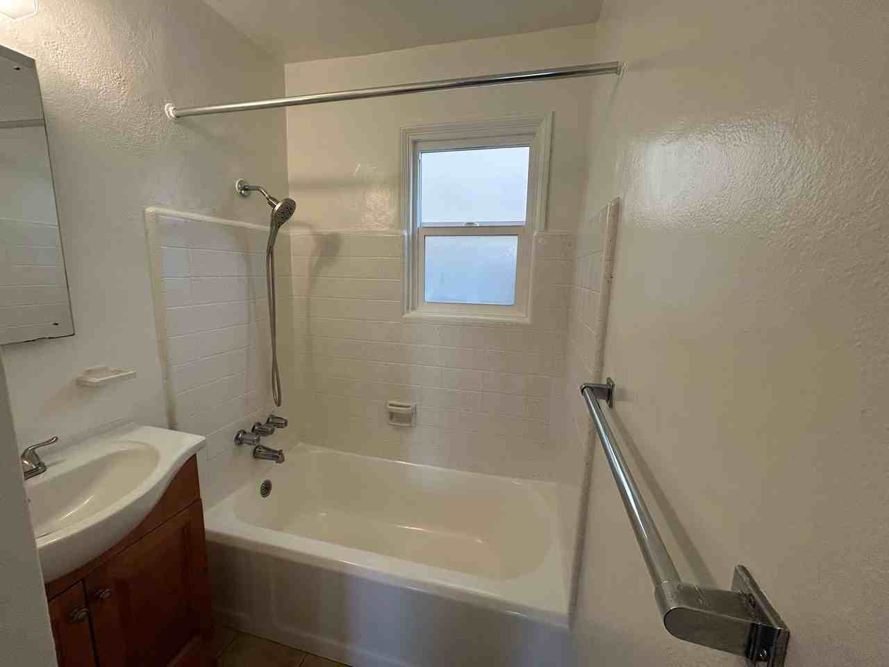 1573 9th Ave - Photo 5 of 9