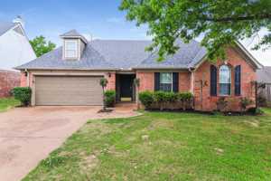 featured image of 1035 Jessica Lauren Dr