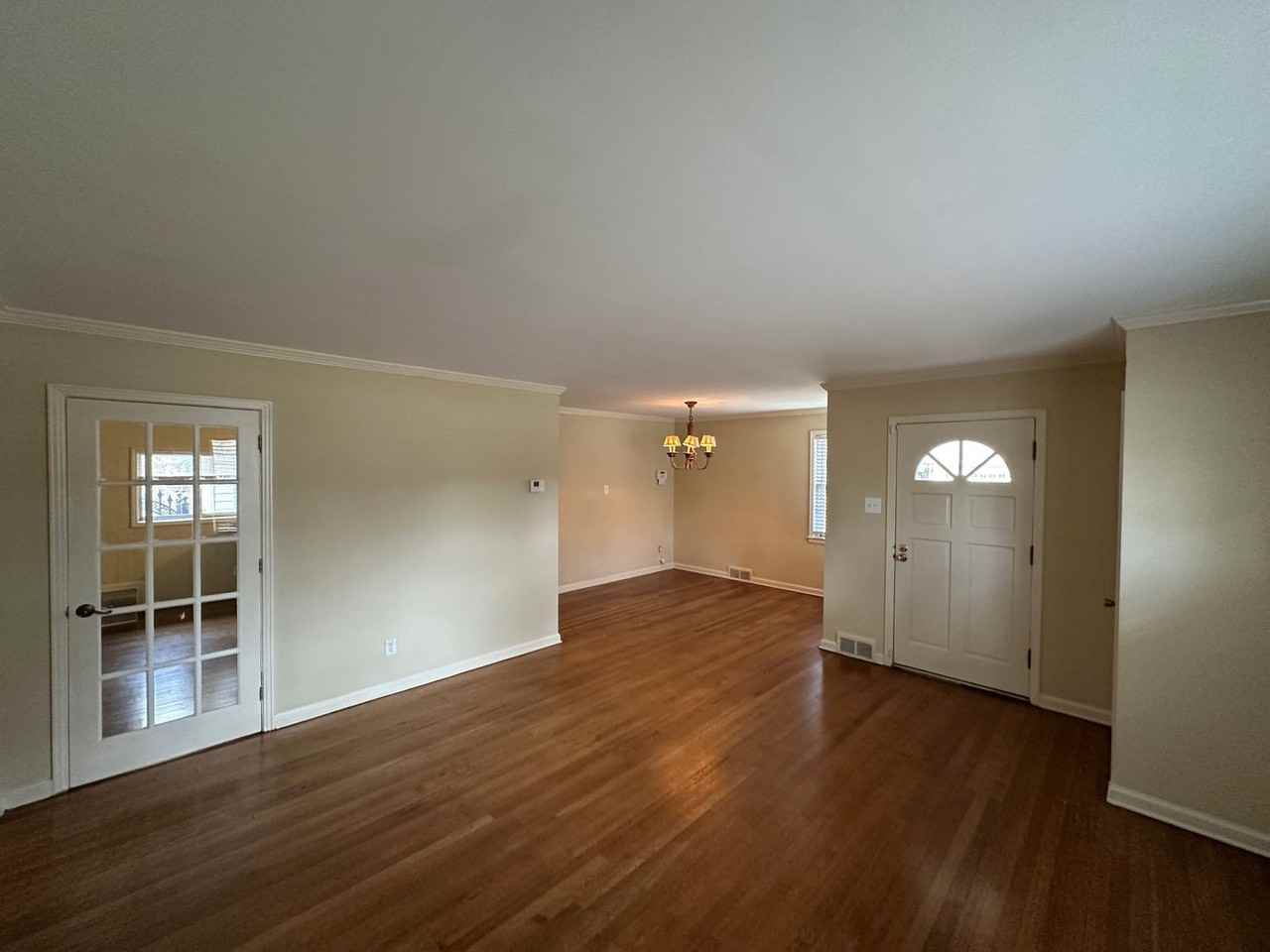 103 N Fernway Rd - Photo 2 of 16