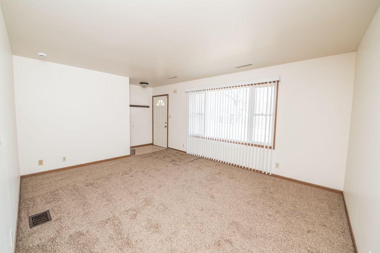 126 S 15th St - Photo 2 of 21