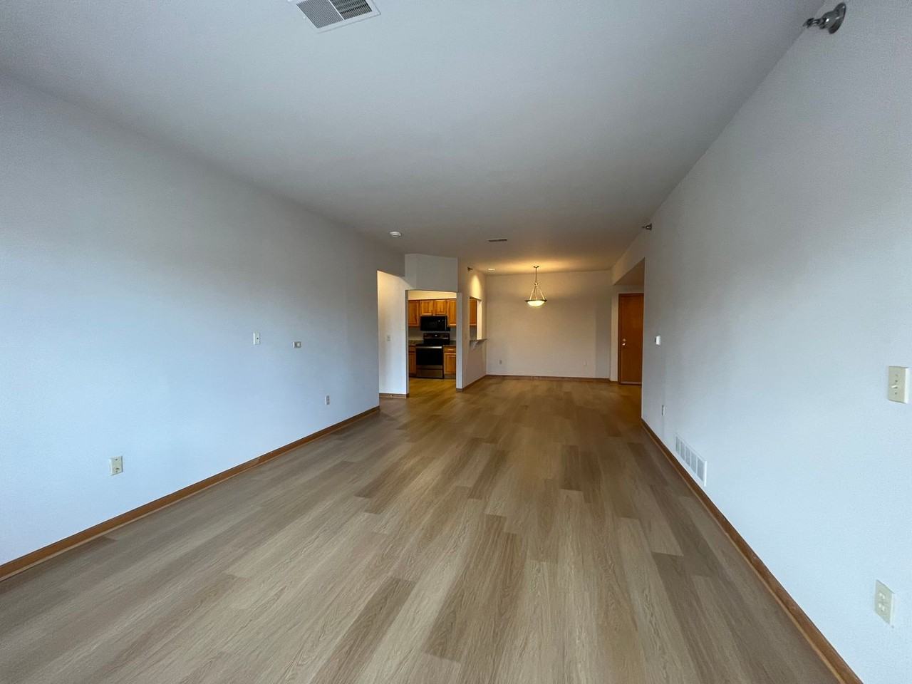 River Trail Apartments - Photo 4 of 24