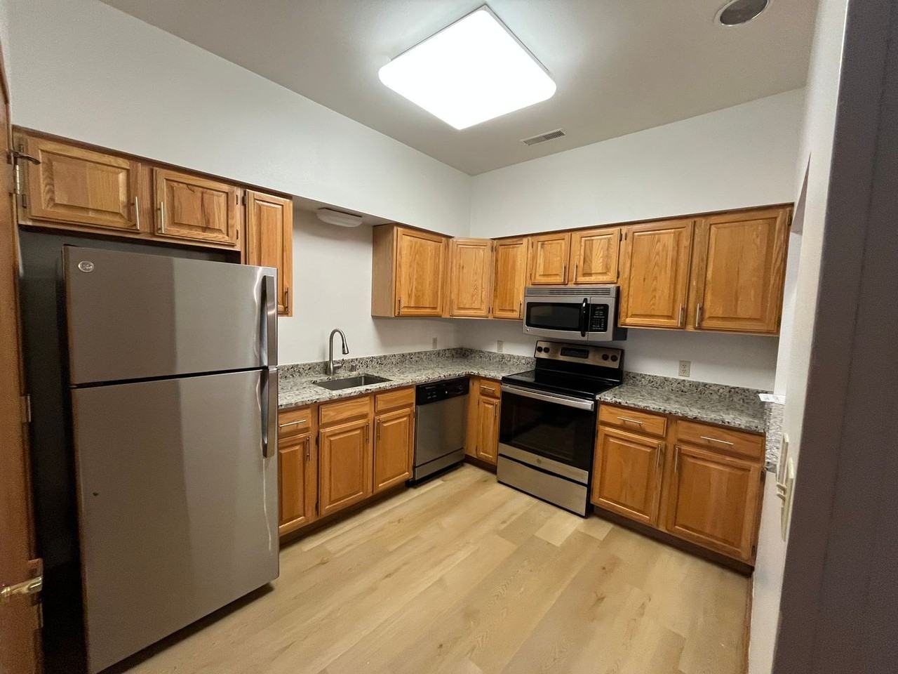 RIVER TRAIL - Photo 3 of 24