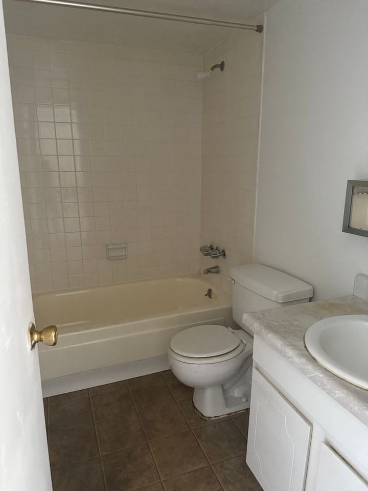 5317 Curry Ford Rd - Photo 7 of 16