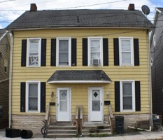 featured image of 216 N Franklin St