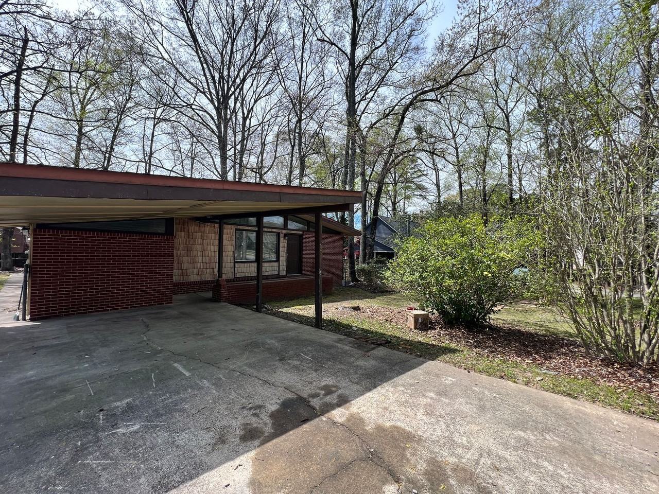 644 E Glenn Ave - Photo 2 of 21