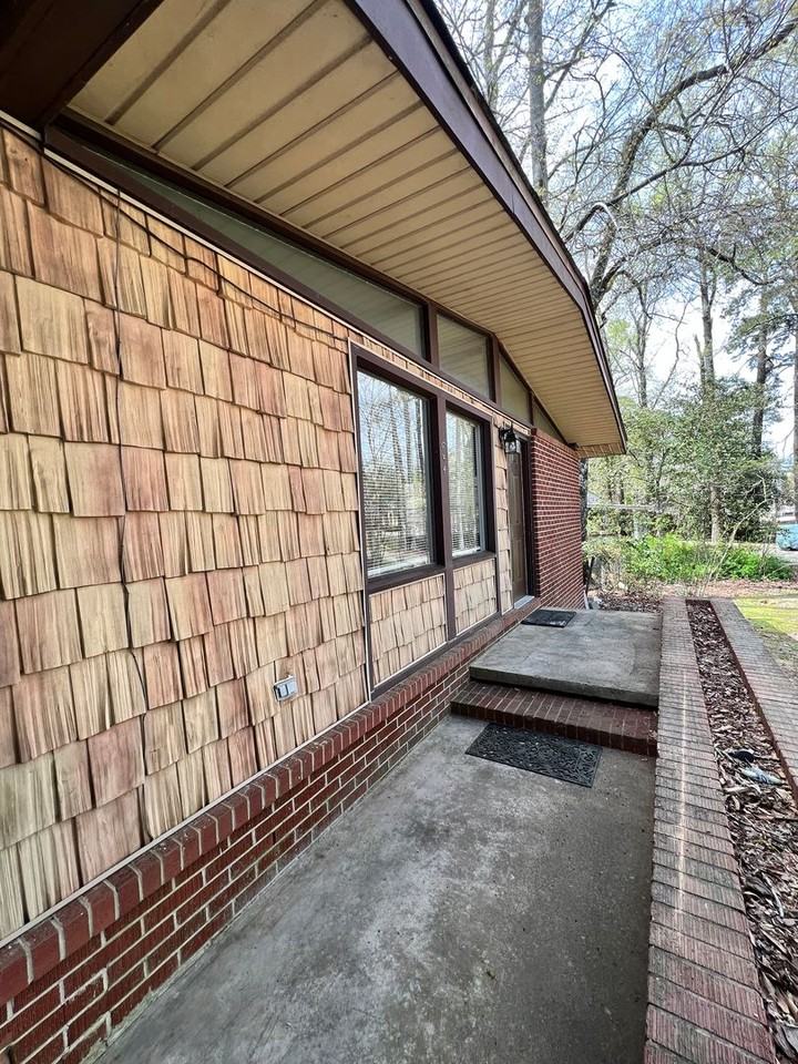 644 E Glenn Ave - Photo 3 of 21