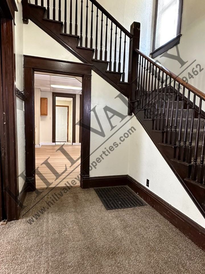 416 N 13th St - Photo 3 of 17