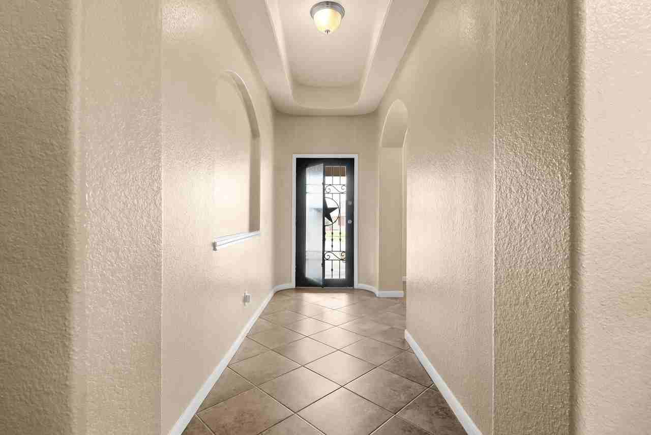 2707 Camp Cooper Dr - Photo 3 of 18