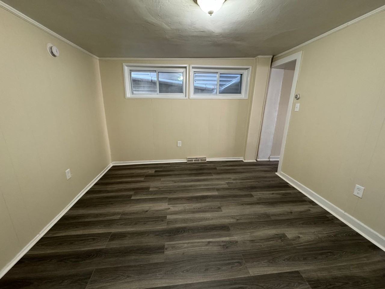 1014 Chestnut St - Photo 4 of 14