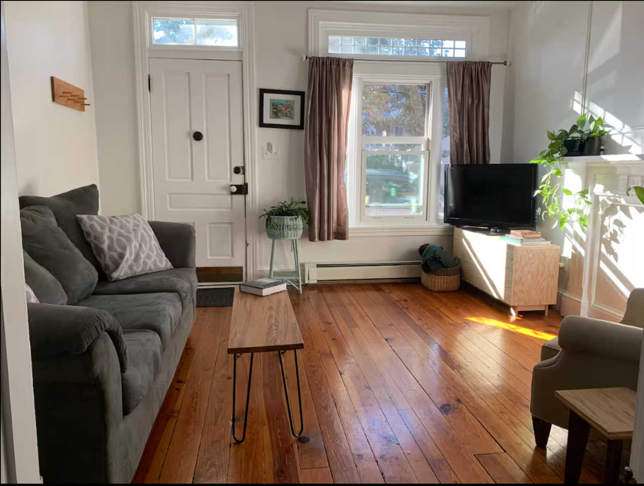 111 S East St - Photo 4 of 13