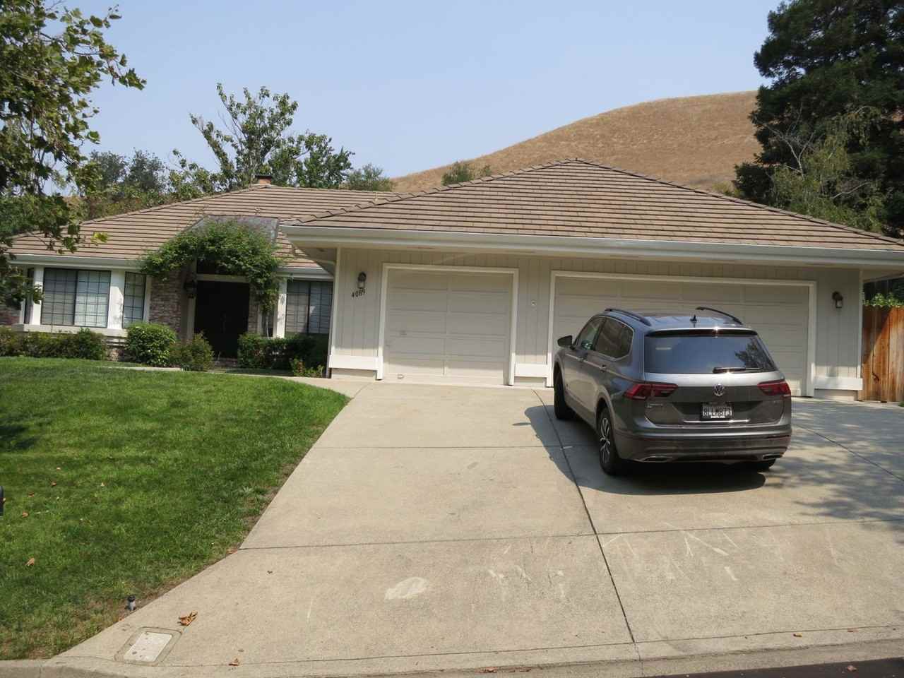 4089 Sugar Maple Dr - Photo 7 of 50